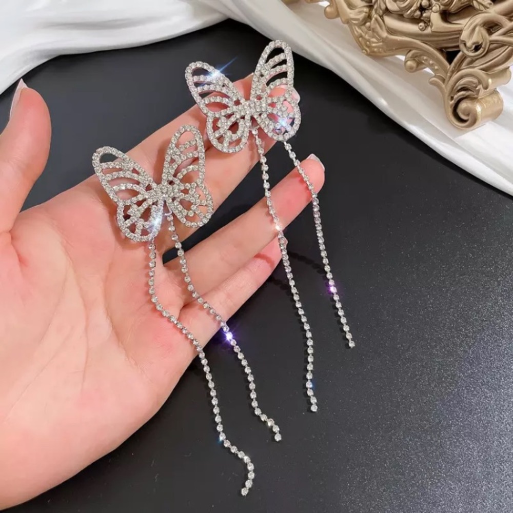 Rhinestone Butterfly ๐ฆ Platinum Plated Long Earrings - Picture 3 of 7